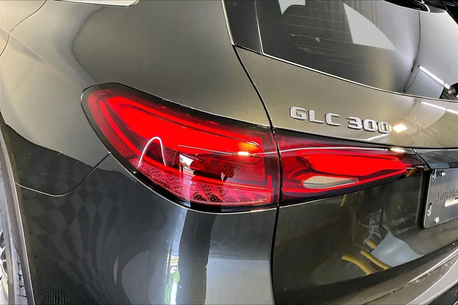 New 2026 Graphite Grey Metallic Mercedes-Benz GLC 300 image 5
