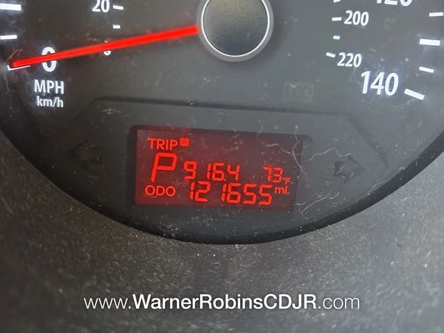 Used 2012 Silver Kia Exclaim image 33
