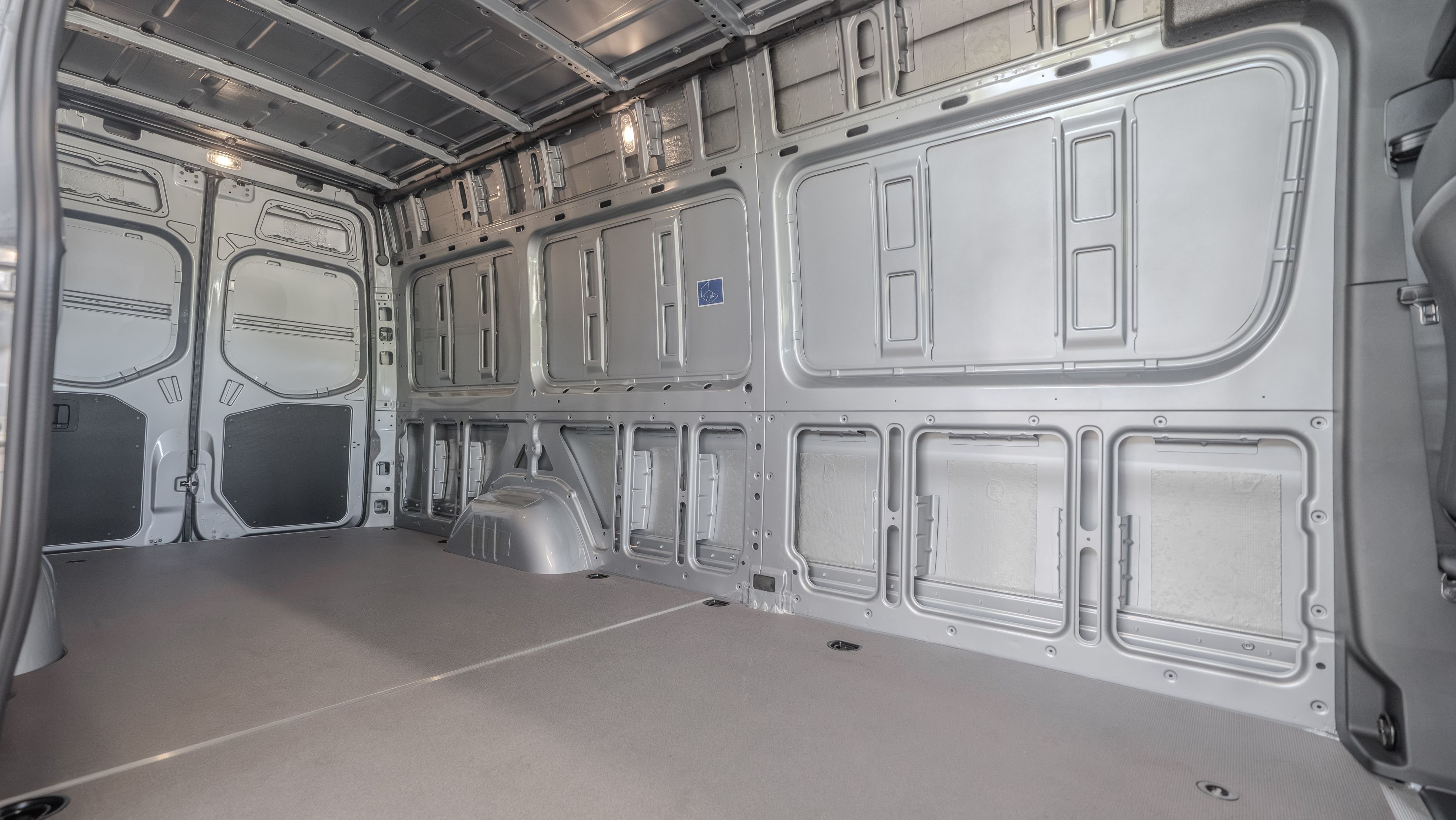 New 2025 High-tech silver metallic Mercedes-Benz Cargo 170 WB image 34