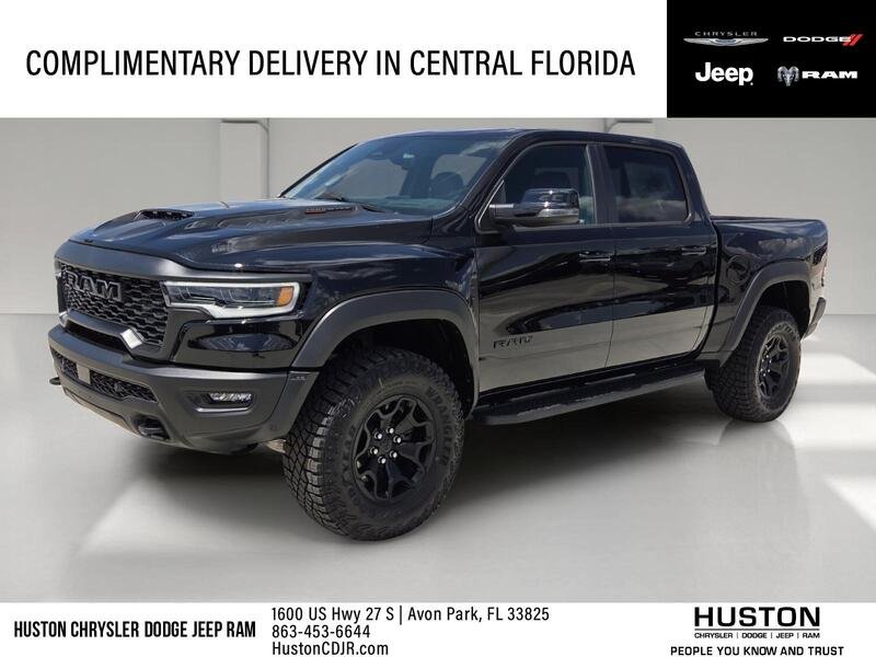 New 2026 Diamond Black Crystal Pearl-Coat Exterior Paint RAM RHO 4X4 CREW CAB 5