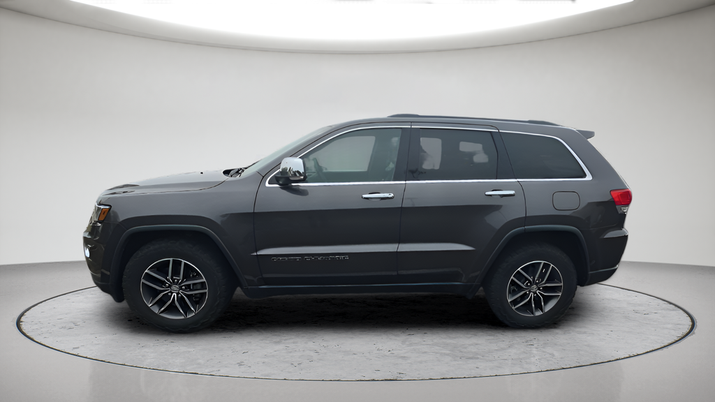 Used 2017 Granite Crystal Clearcoat Metallic Jeep Limited image 8