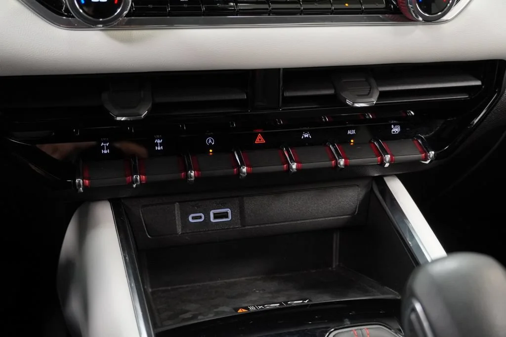 Used 2024 Onyx Black GMC AT4X image 21