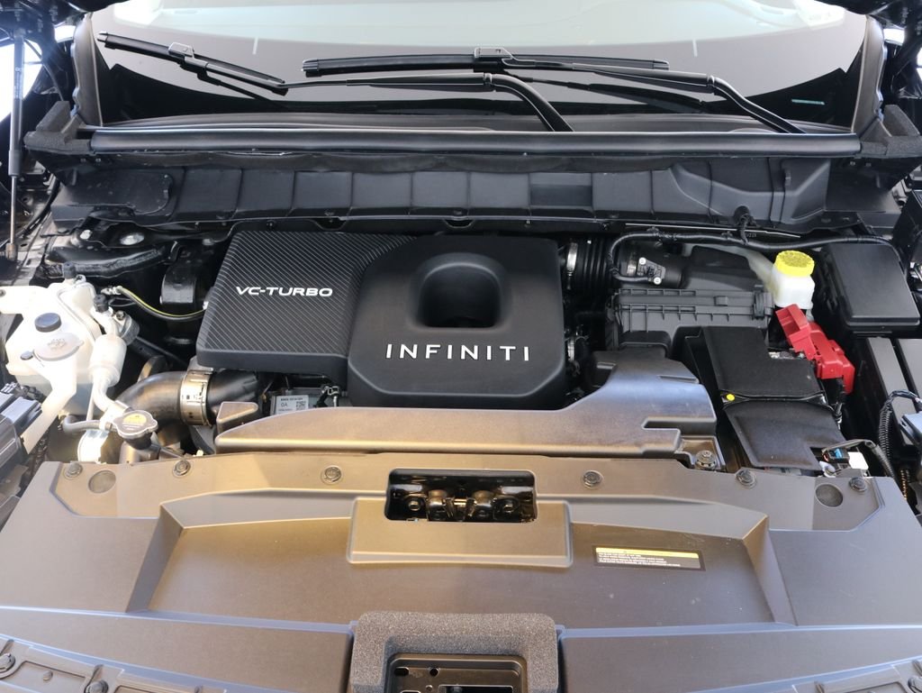 New 2027 DEEP EMERALD INFINITI Luxe AWD image 50