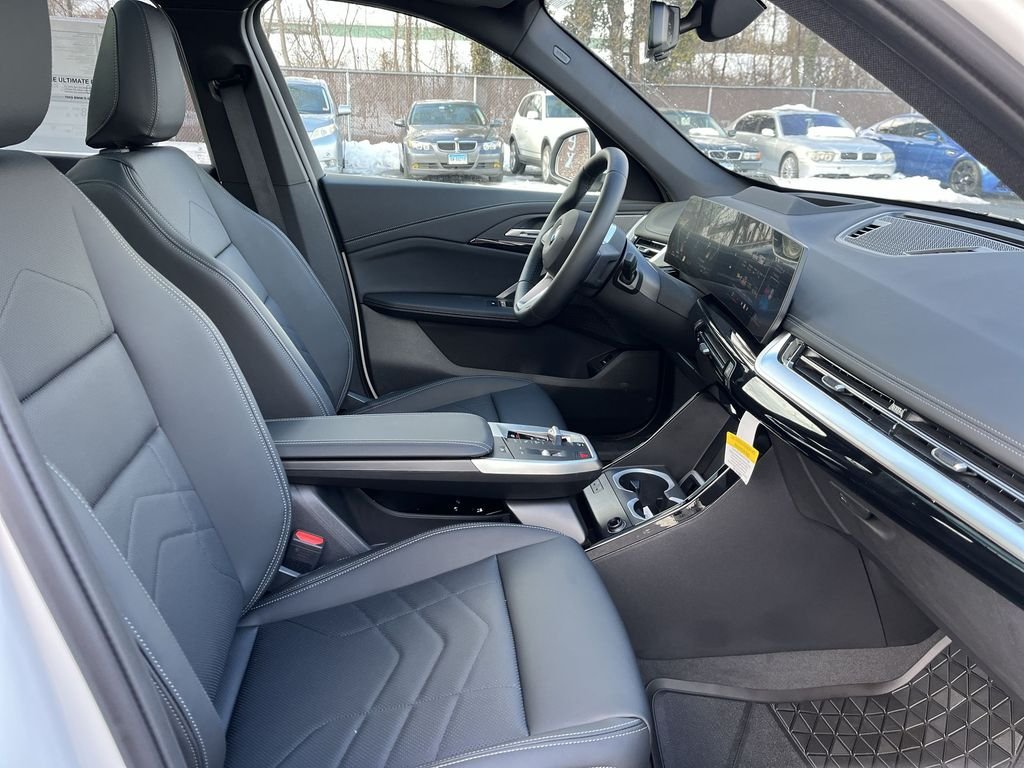 Used 2026 Alpine White BMW xDrive28i image 25