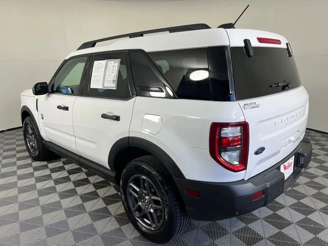 Used 2025 White Ford Big Bend image 5