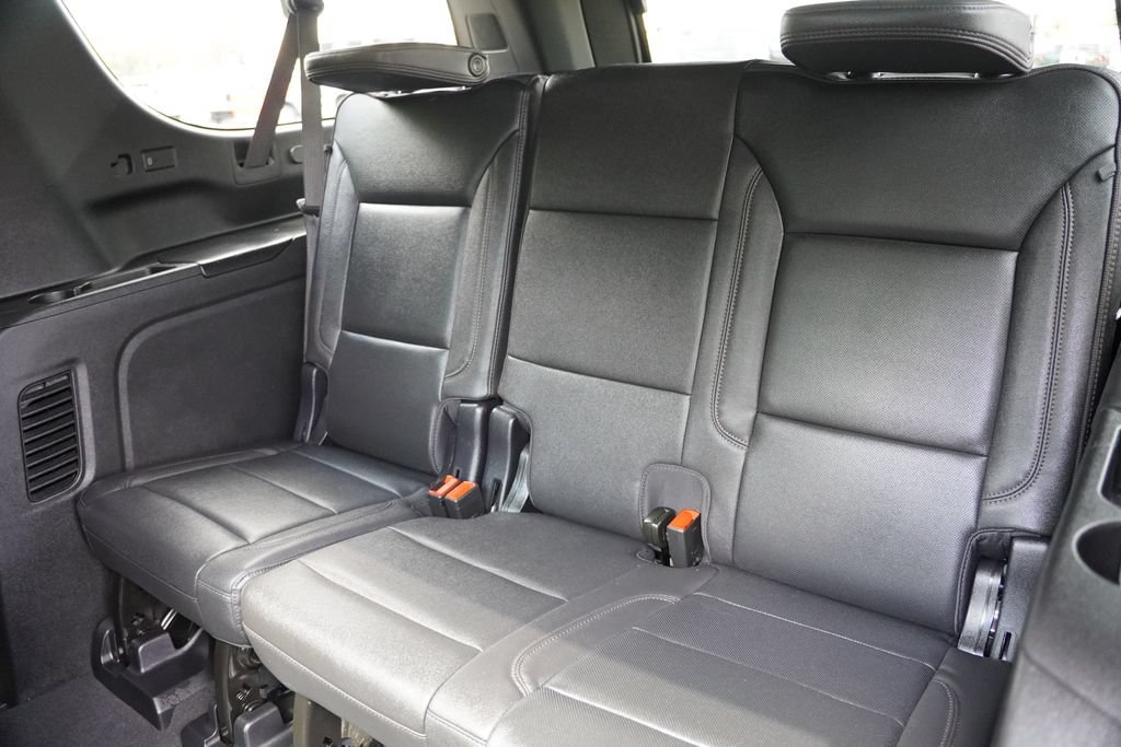2026 Chevrolet Suburban High Country - Photo 19