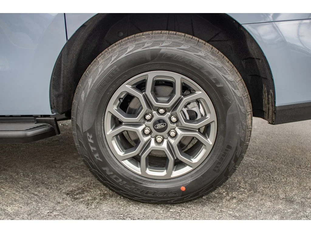 New 2026 GLACIER GRAY METALLIC Ford Active image 9