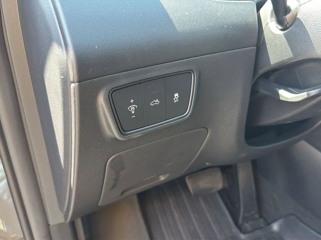 Used 2023 Hampton Gray Hyundai NIGHT image 13