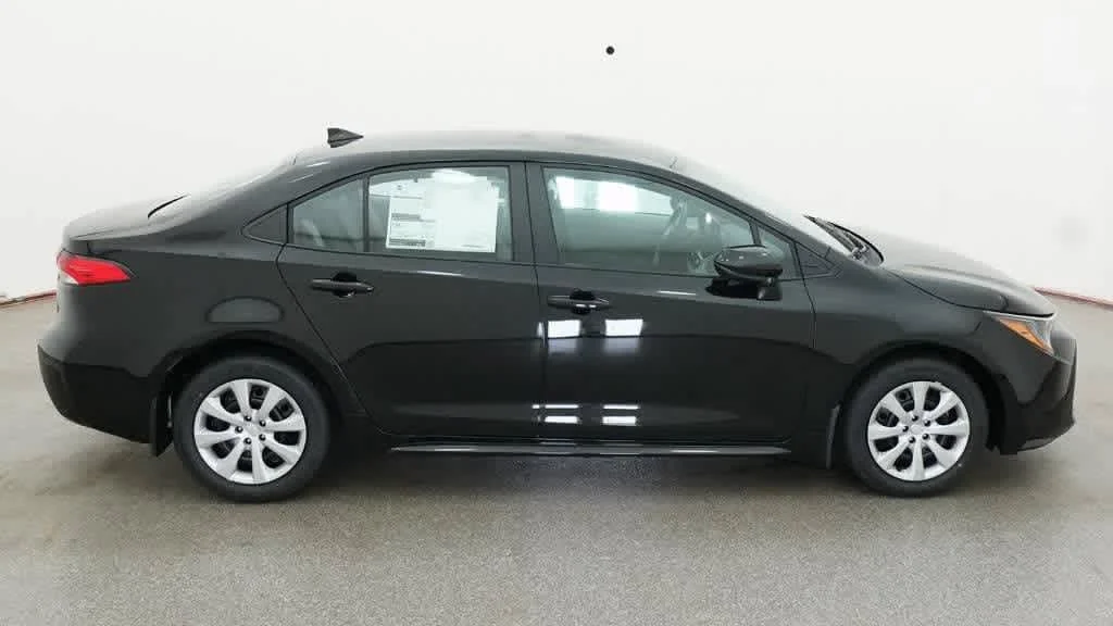 New 2026 Midnight Black Metallic Toyota LE image 11