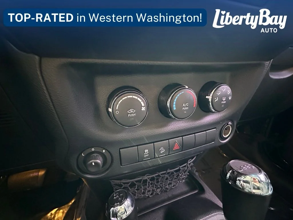 Used 2014 Black Jeep Sport image 17