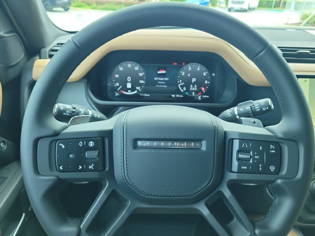 New 2026 Santorini Black Land Rover V8 image 28