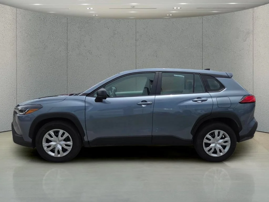 Used 2025 Celestite Toyota L image 9