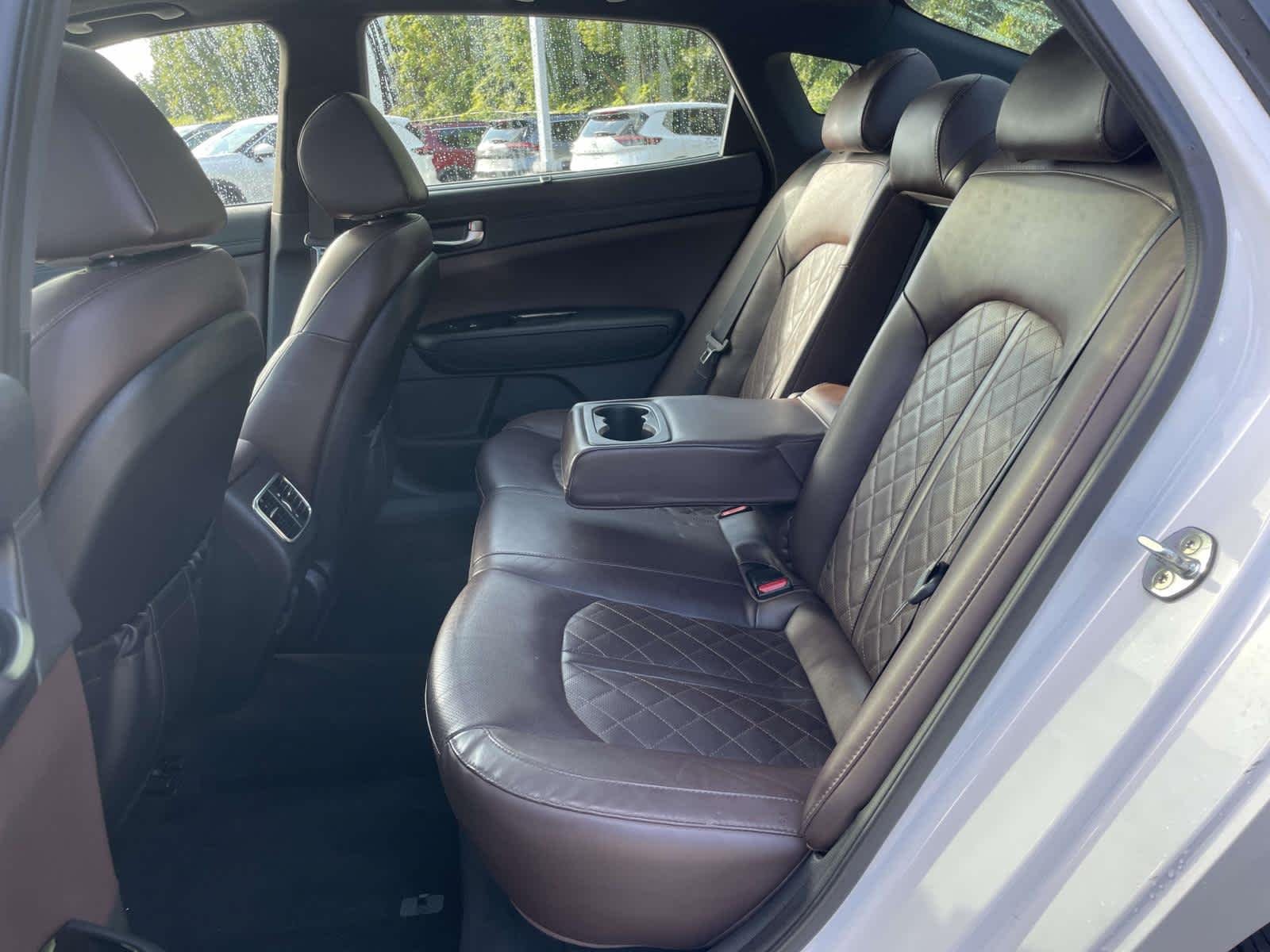 Used 2019 Snow White Pearl Kia SX image 24