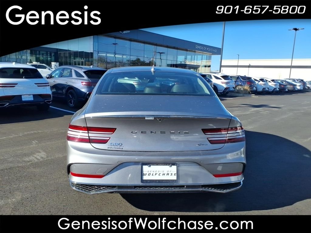 Used 2025 Silver Genesis 2.5T image 4