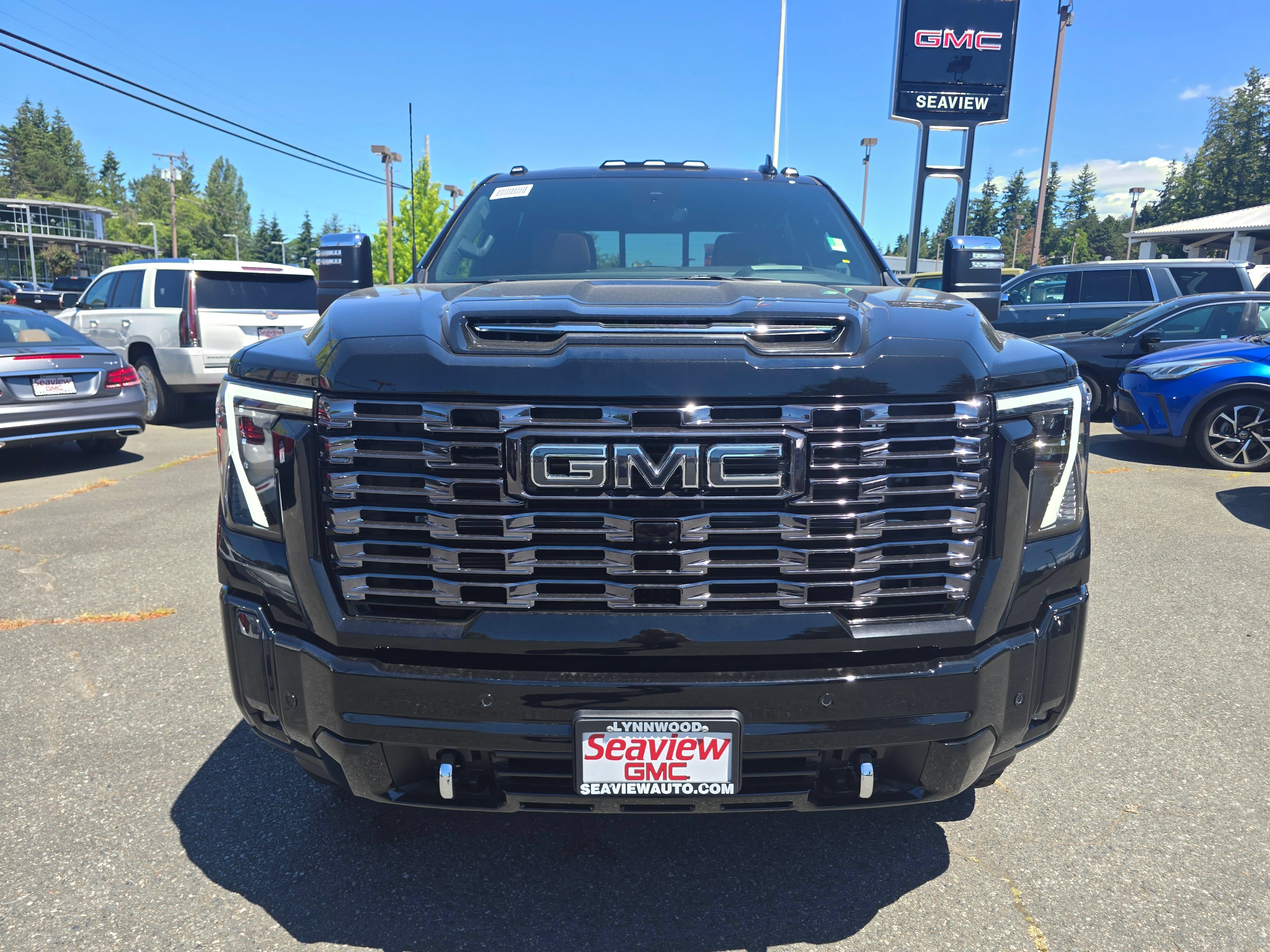 New 2026 Onyx Black GMC Denali Ultimate image 8