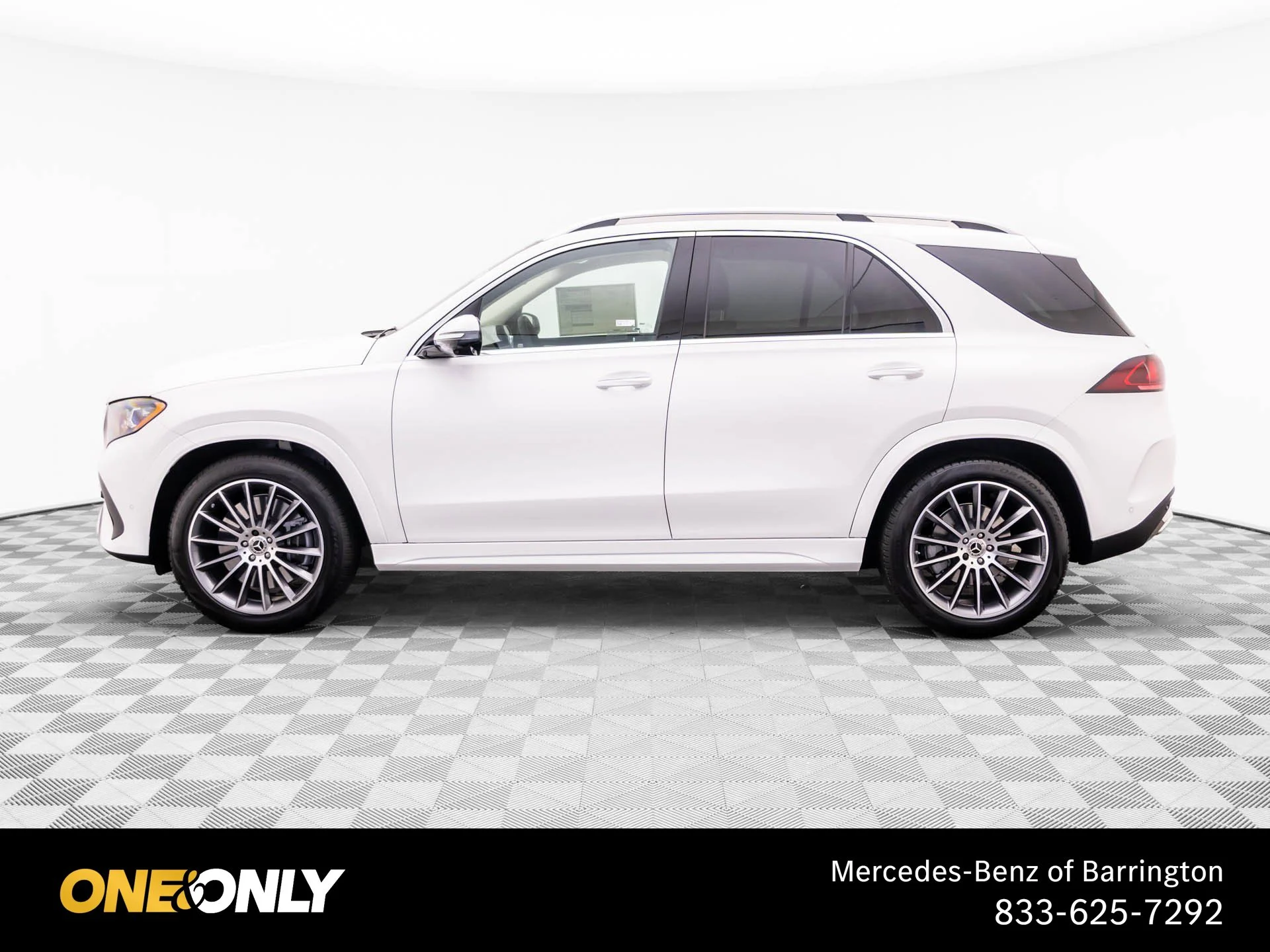 New 2027 White Mercedes-Benz GLE 450 image 2
