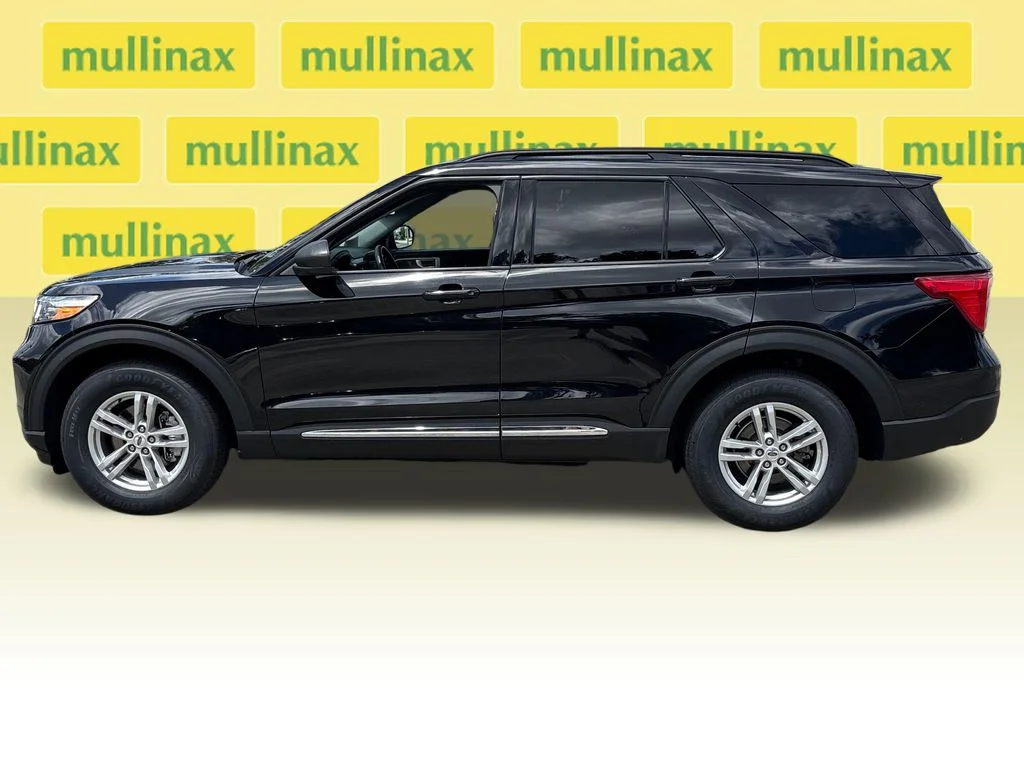 Certified Used 2023 Black Ford XLT image 10