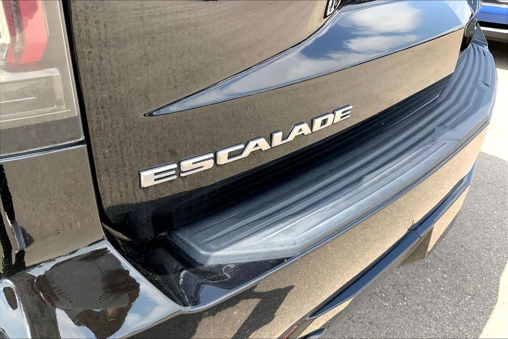 Used 2023 Black Cadillac Sport image 23