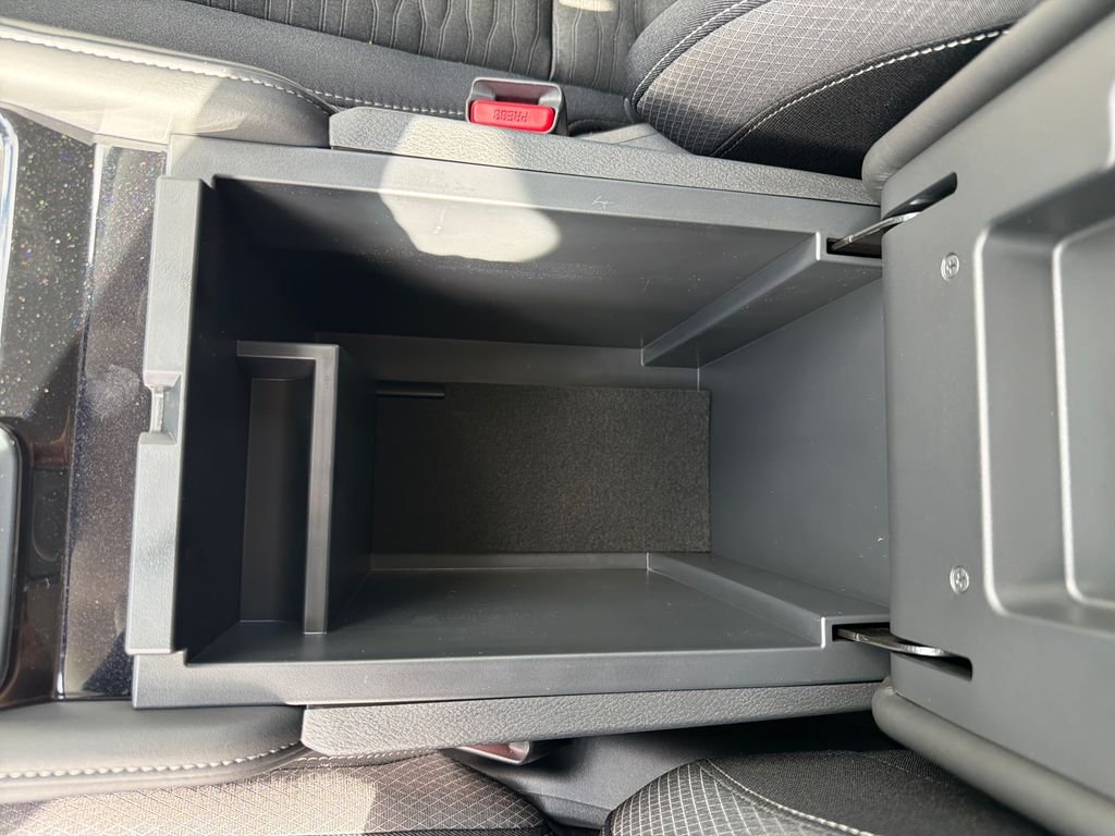 New 2026 Nissan Pathfinder SV 4D Sport Utility