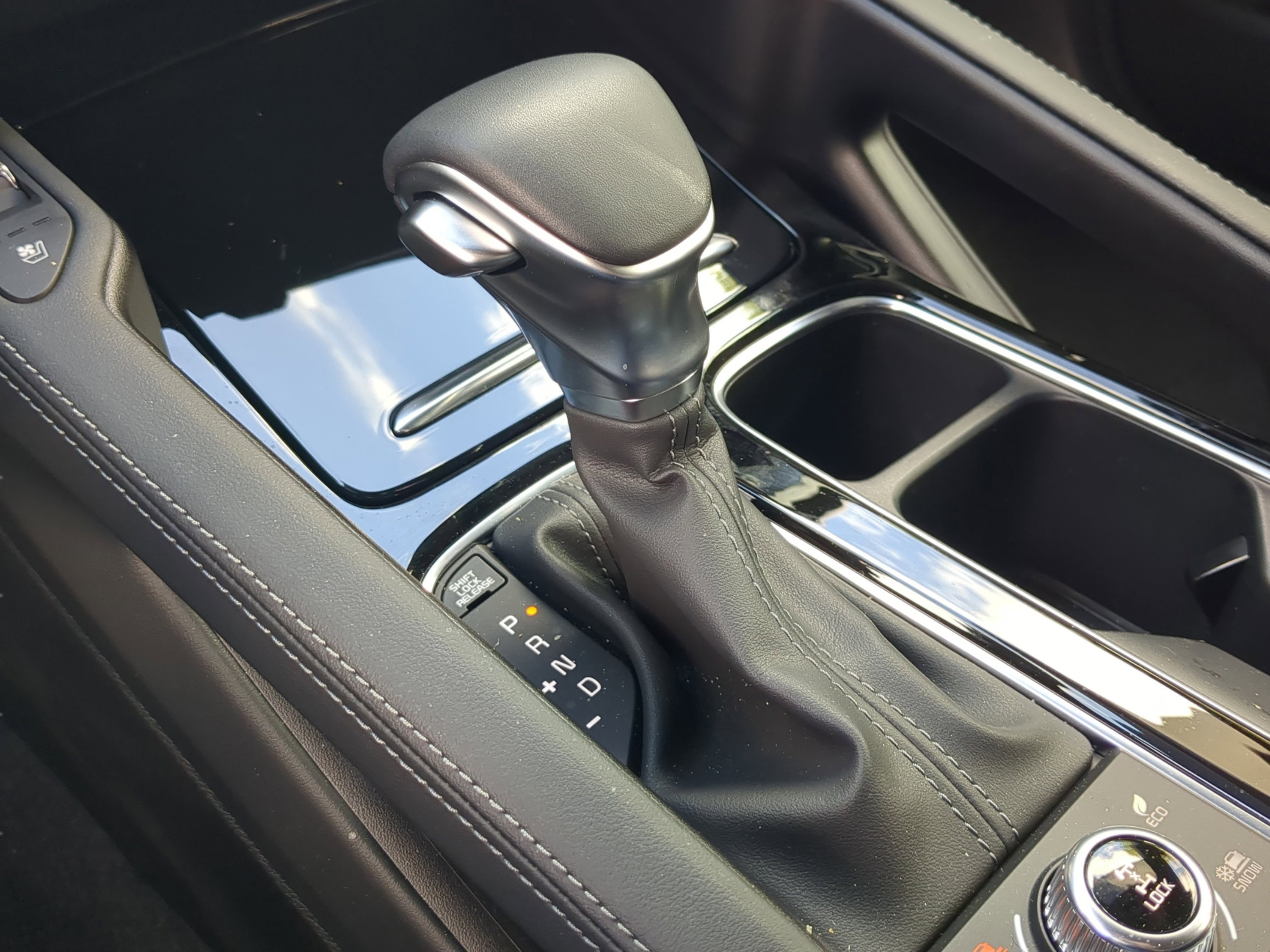 New 2025 Wolf Gray Kia SX X-Line image 28
