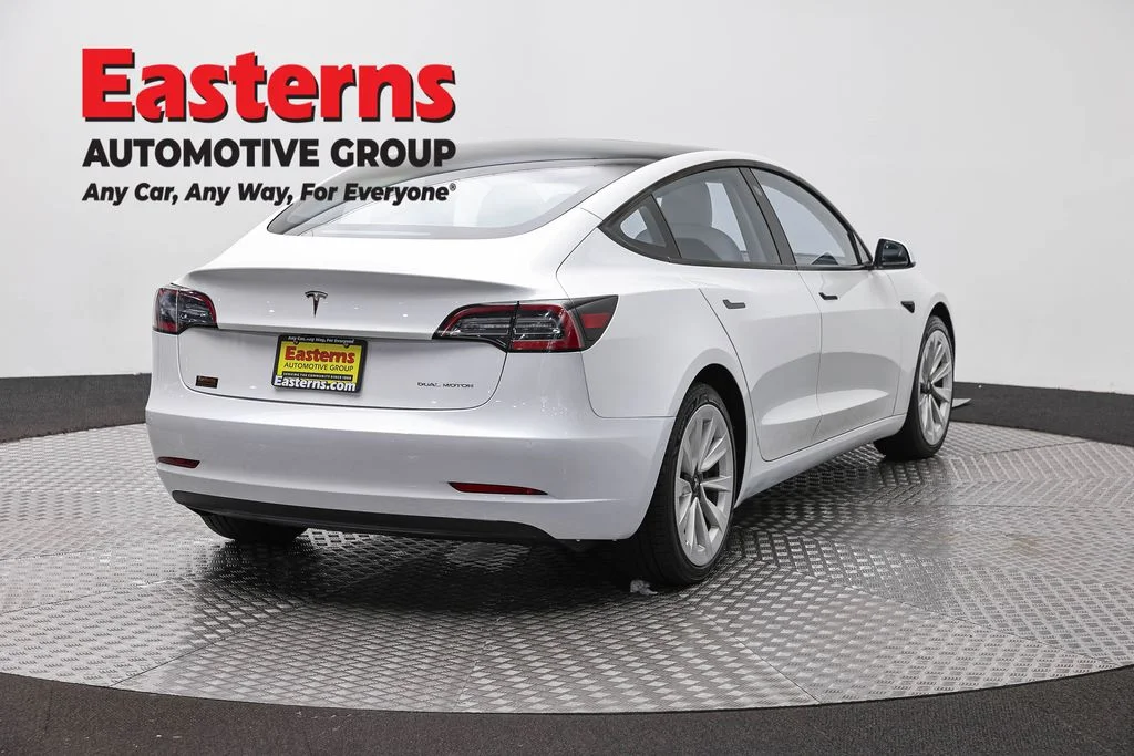 Used 2021 White Tesla Long Range image 5