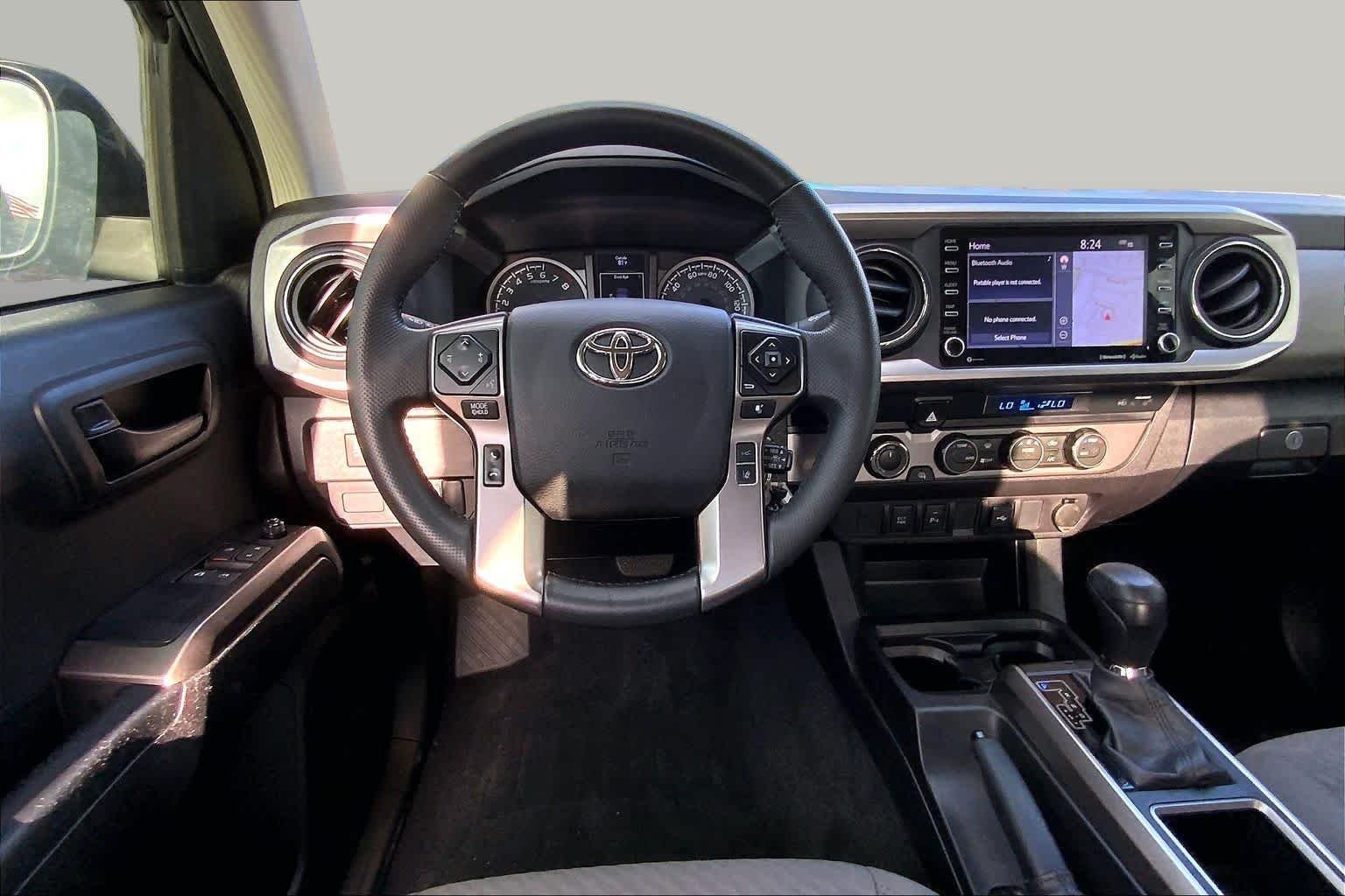 Used 2022 Magnetic Gray Metallic Toyota SR5 image 6