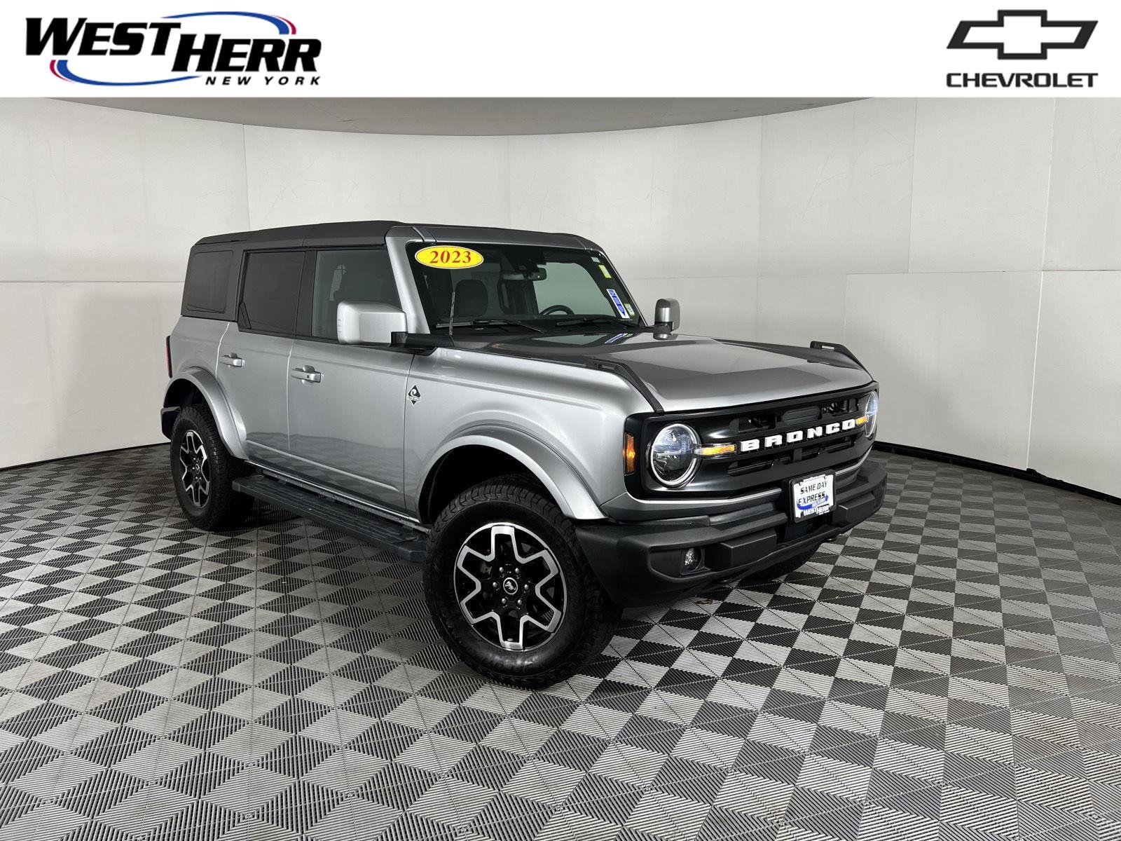 Used 2023 Iconic Silver Ford Outer Banks image 1