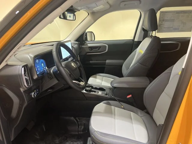 New 2026 Orange Fury Metallic Tri-Coat Ford Badlands® image 18