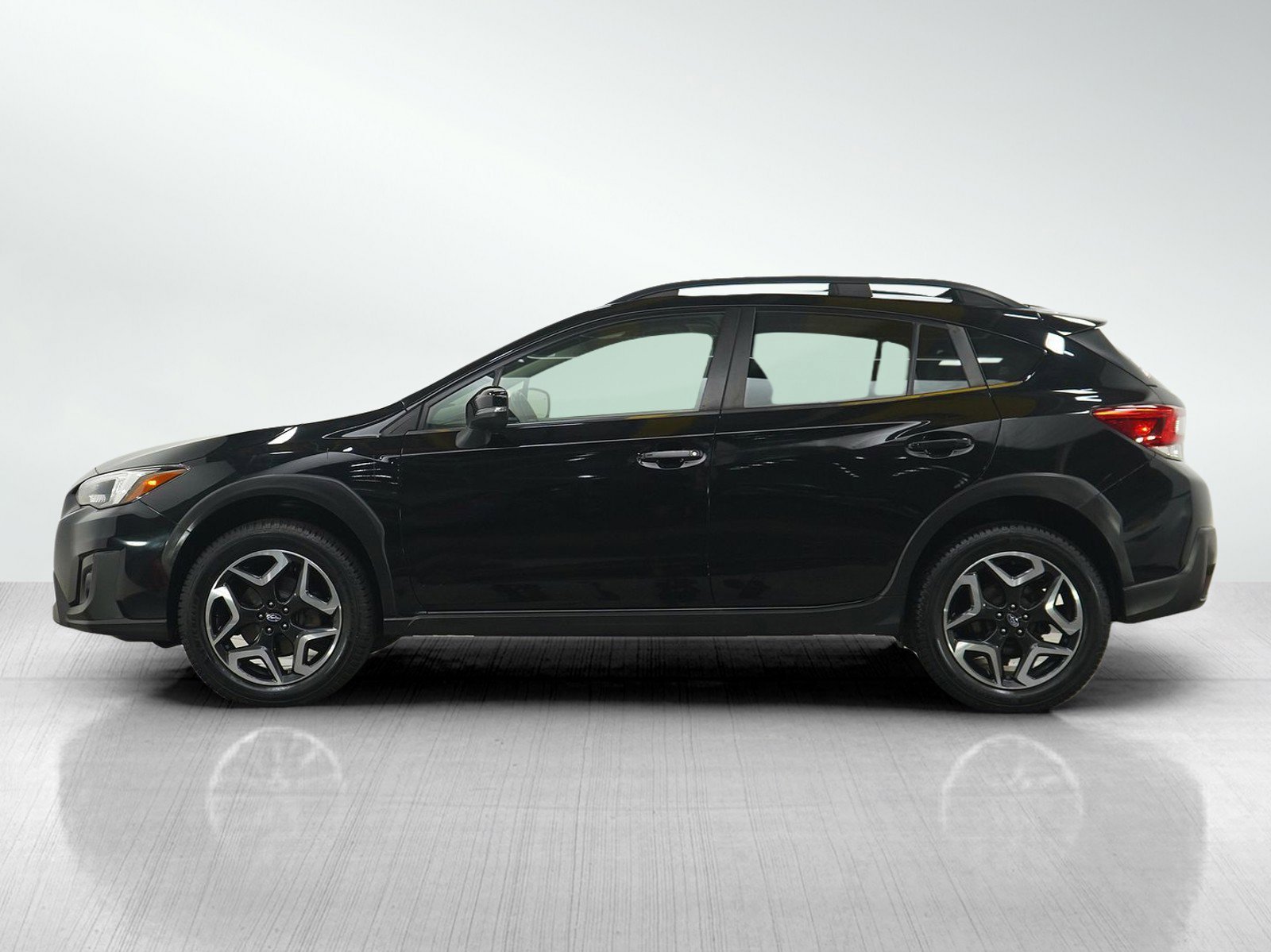 Used 2019 Subaru Crosstrek Limited with VIN JF2GTANCXK8237227 for sale in South Saint Paul, Minnesota