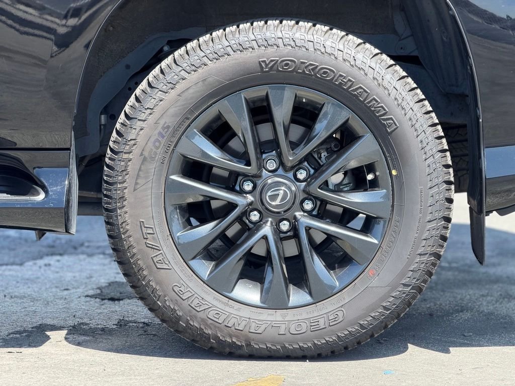 Used 2022 Onyx Black Lexus 460 image 2
