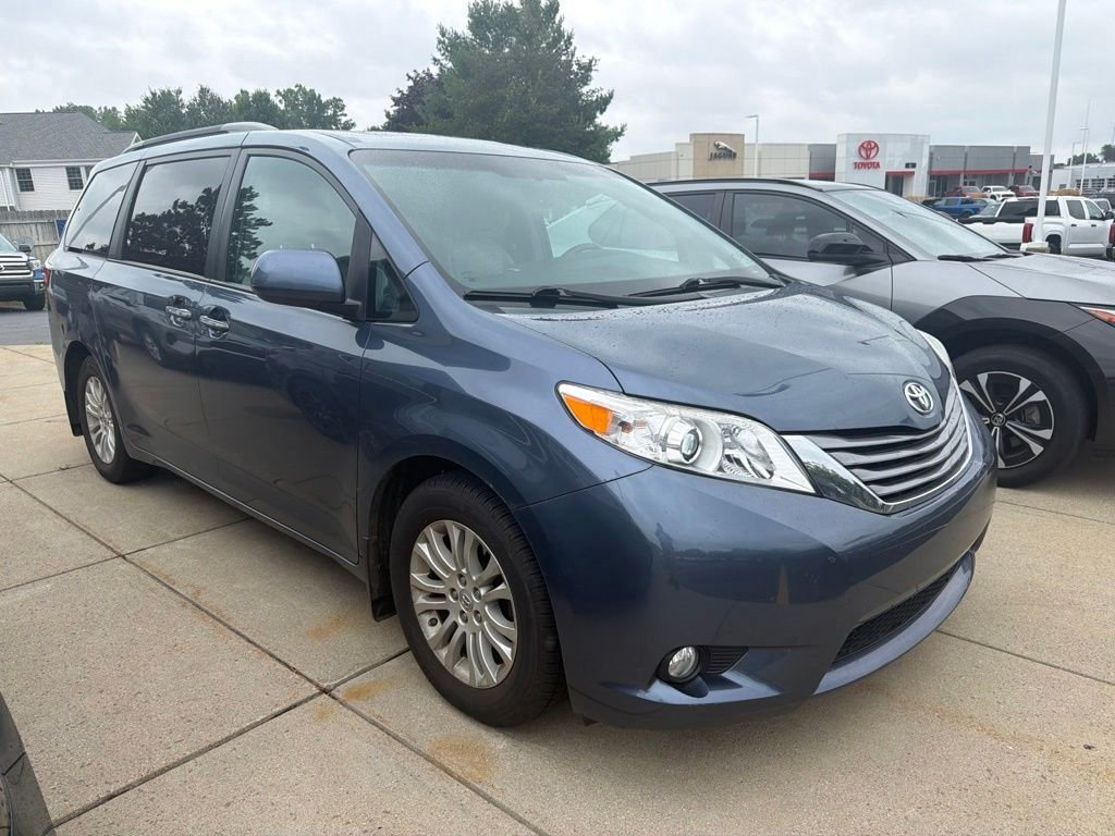 Used 2016 Blue Toyota XLE image 12