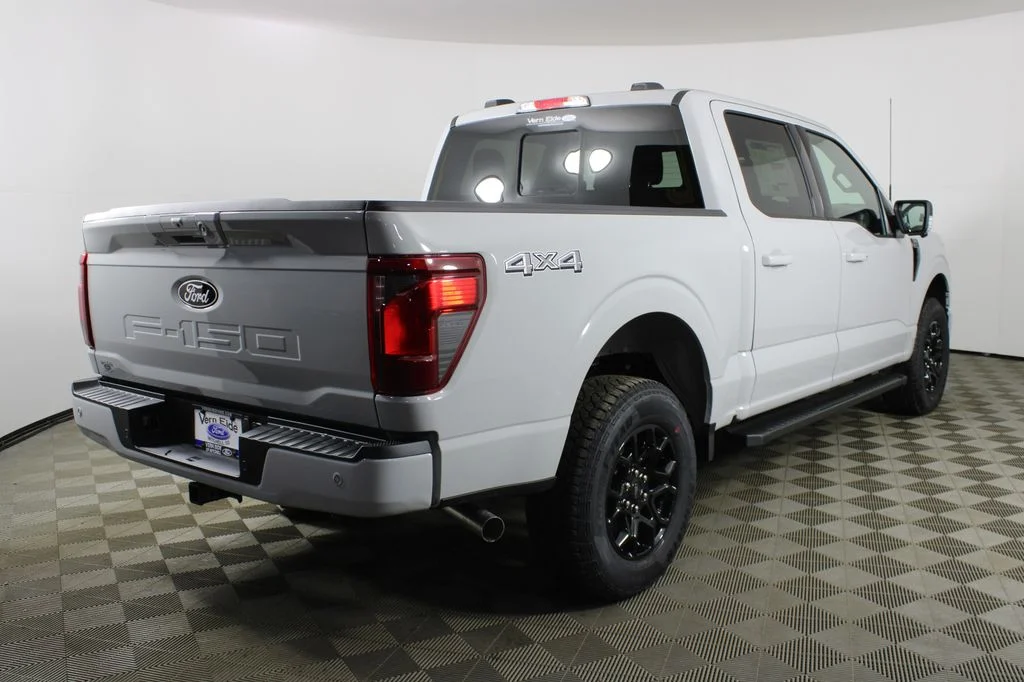 New 2026 Avalanche Ford XLT image 5
