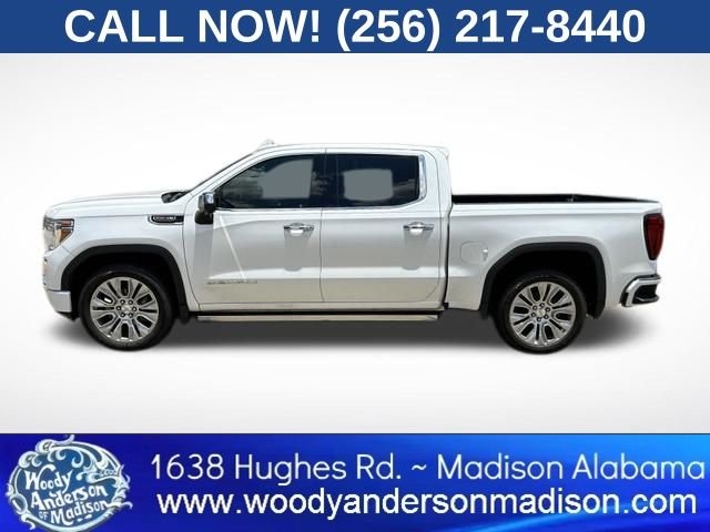 Used 2022 White Frost Tri-Coat GMC Denali image 3