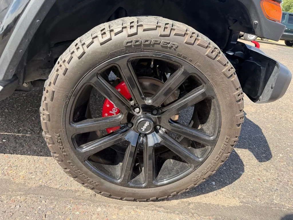 2021 Jeep Gladiator Overland - Photo 19