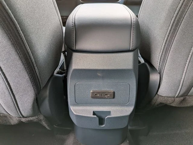 New 2026 Azure Gray Metallic Tri-Coat Ford XLT image 13