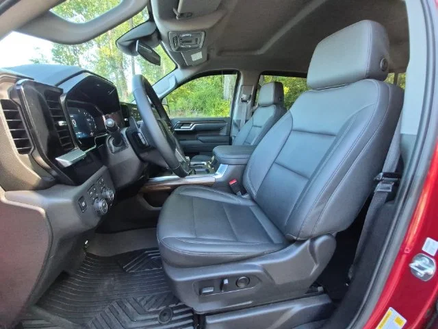 Used 2026 Red Chevrolet LT Trail Boss image 27