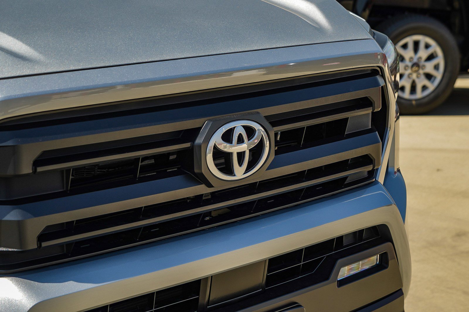 New 2026 Celestial Silver Metallic Toyota SR5 image 9
