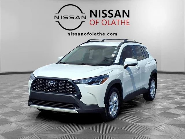 2024 Toyota Corolla Cross LE