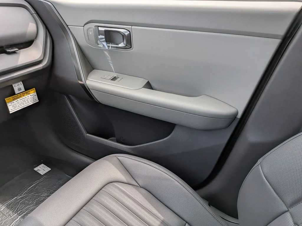 New 2027 Snow White Pearl Kia X-Line S image 39