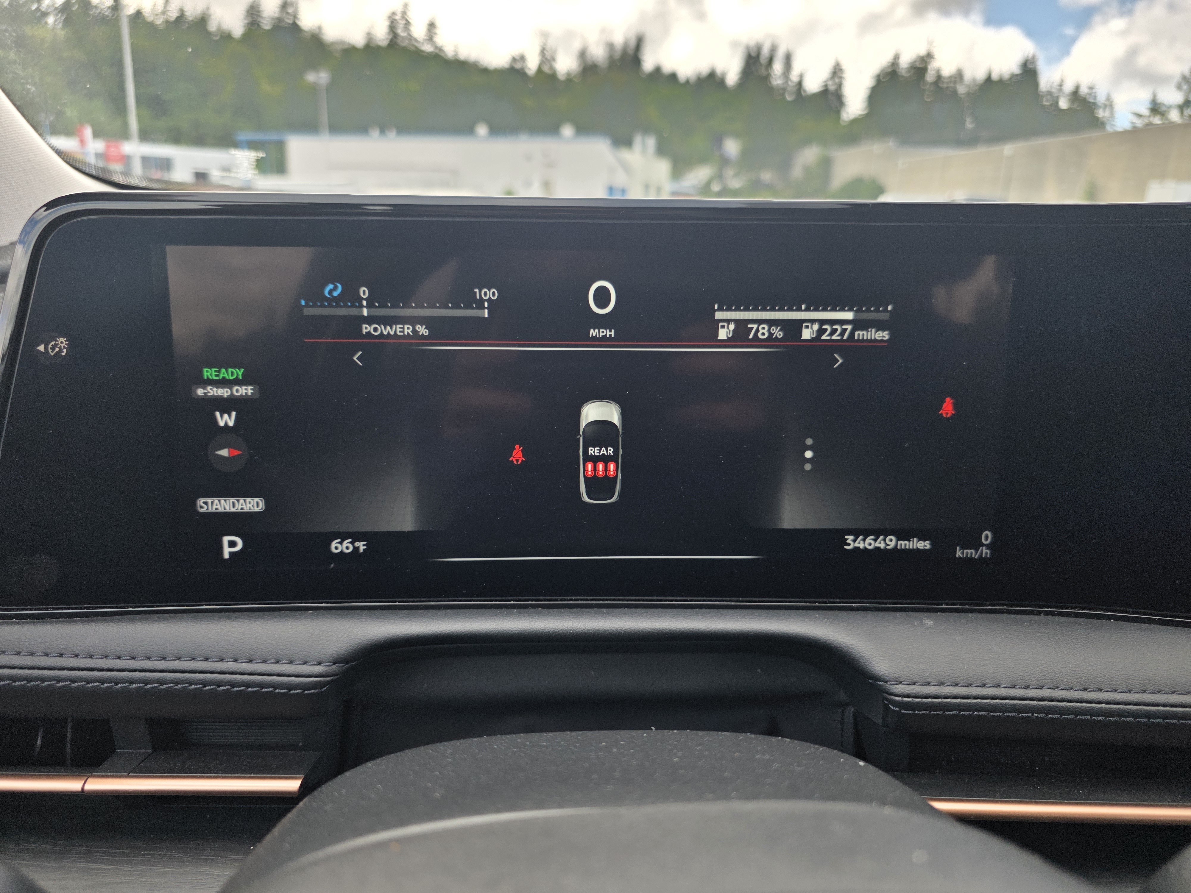 Certified Used 2023 Black Diamond Pearl Nissan VENTURE+ image 21