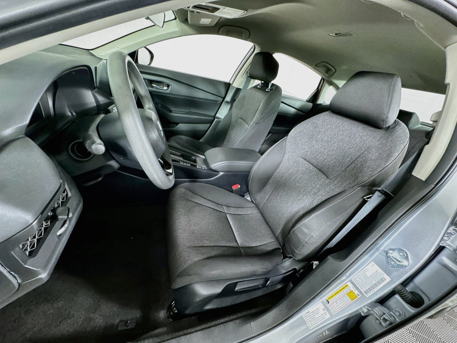 Used 2025 Solar Silver Metallic Honda LX image 11