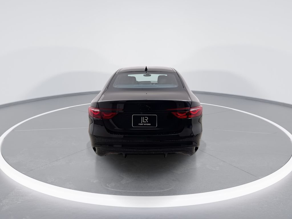 2024 Jaguar XF R-Dynamic SE - Photo 7