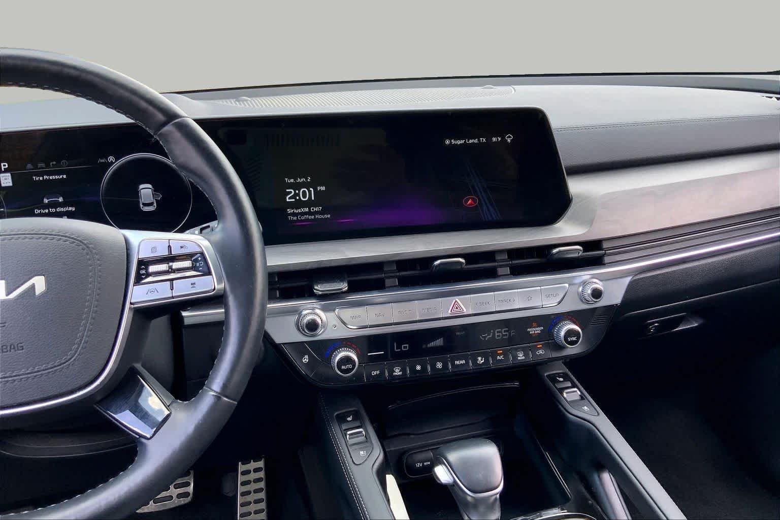 Used 2024 Jungle Green Kia SX X-Line image 7