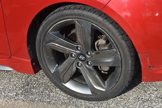 Used 2015 Red Hyundai Turbo image 12
