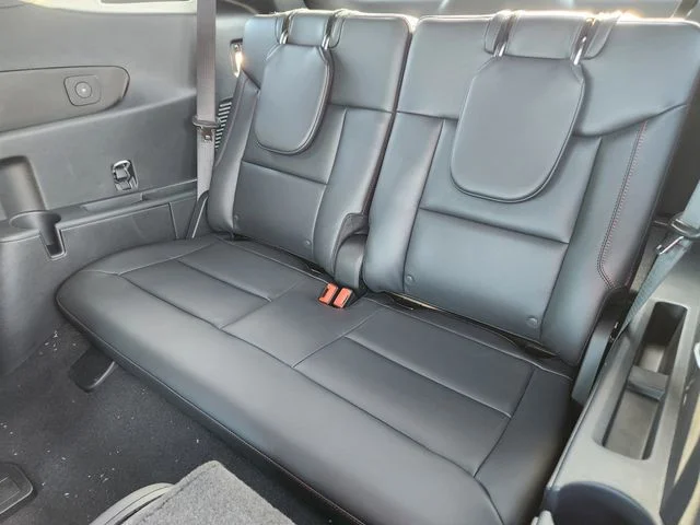 2026 Ford Explorer ST-Line - Photo 31