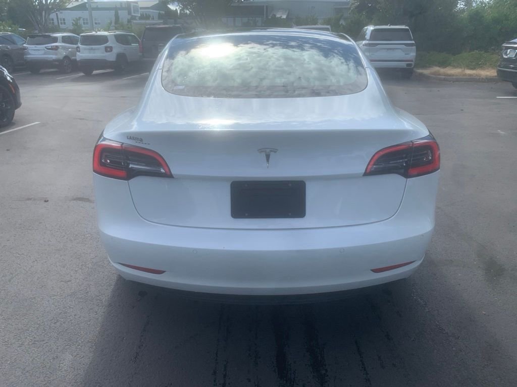 Used 2021 White Tesla Standard Range Plus image 3