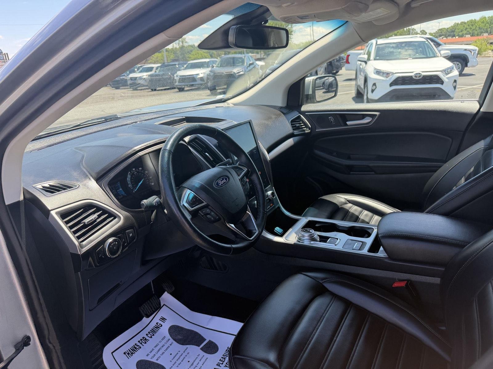 Used 2024 Iconic Silver Ford SEL image 13