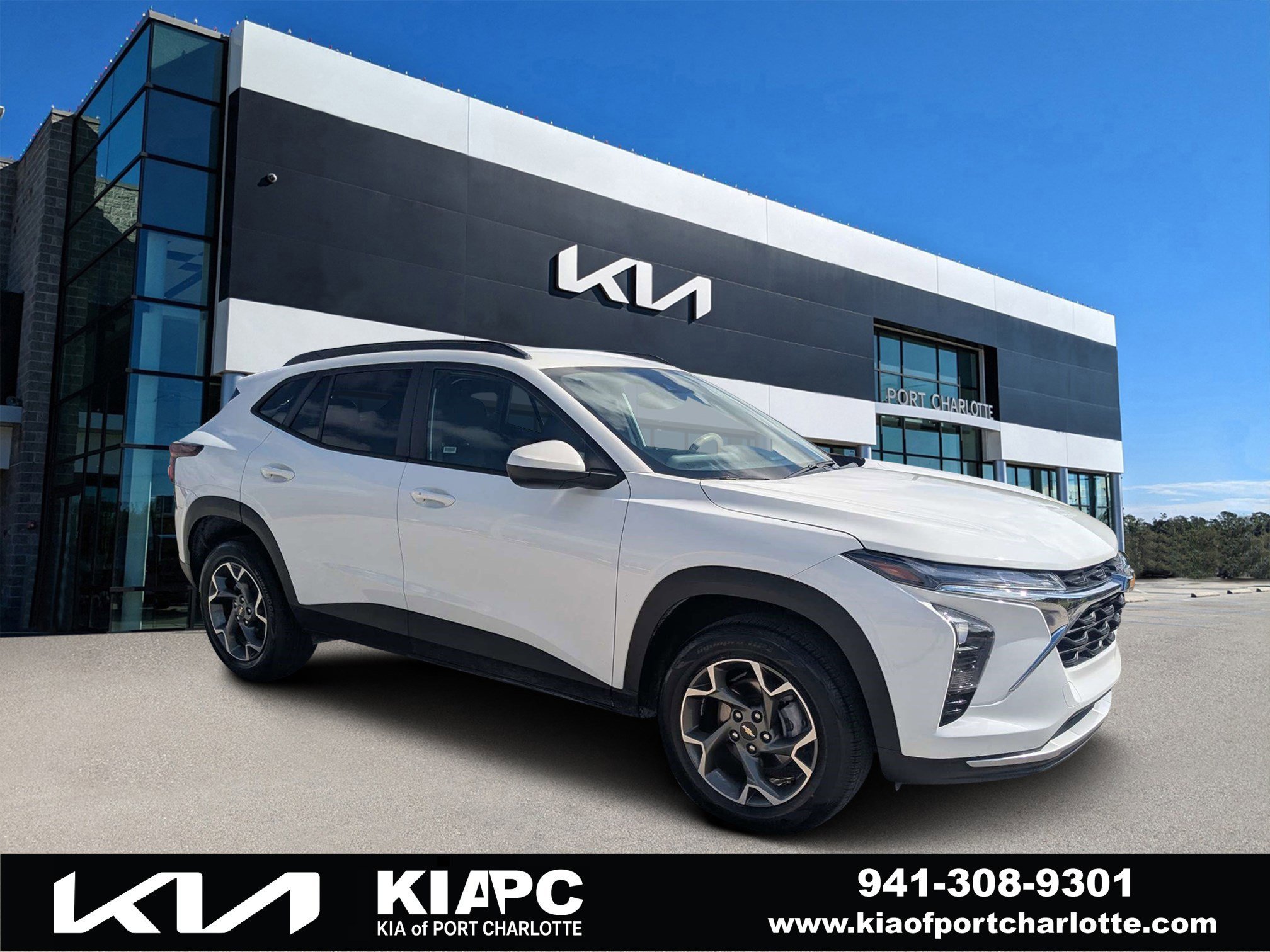 2025 Chevrolet Trax LT's photo