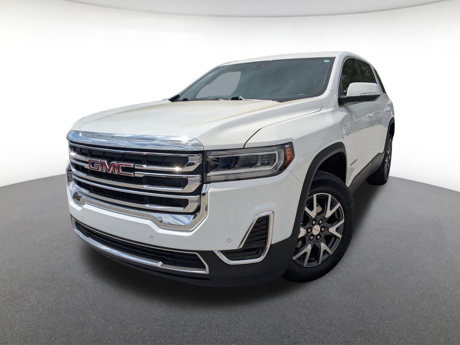 Used 2023 Summit White GMC SLE image 1