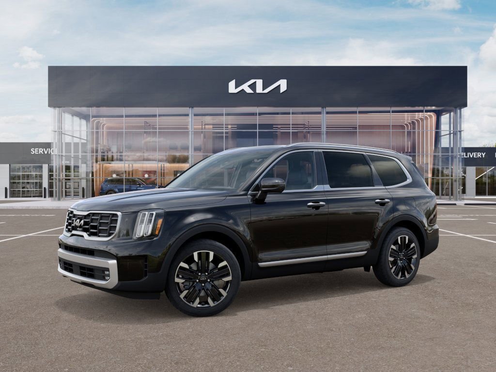 New 2025 Ebony Black Kia SX image 3